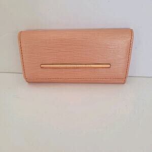 Christian Aujard Logo Light Pink Leather Key Case Holder 4 Hooks Small Charm